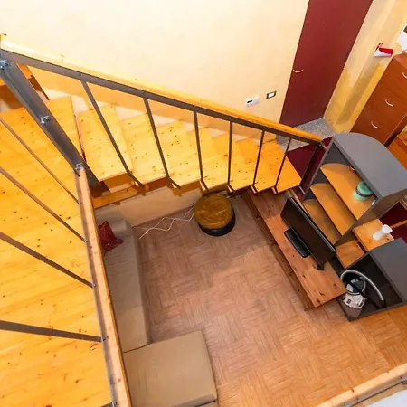 Piazza Statuto Apartment * Turin